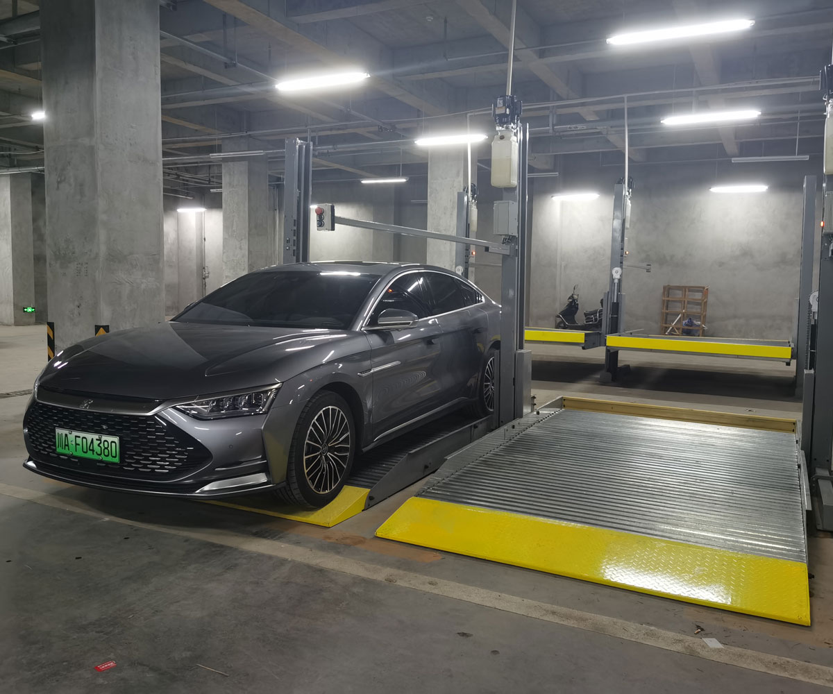 簡(jiǎn)易升降類(lèi)機械停車(chē)過(guò)驗收.jpg
